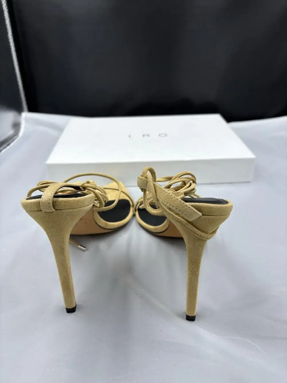 IRO Strappy Heels Womens Size 7.5 Light Yellow Suede Lace Up Stiletto AK712